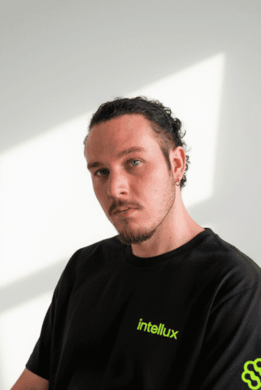 Gabriel Ávila - Designer